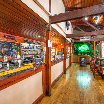 Lockies Hotel